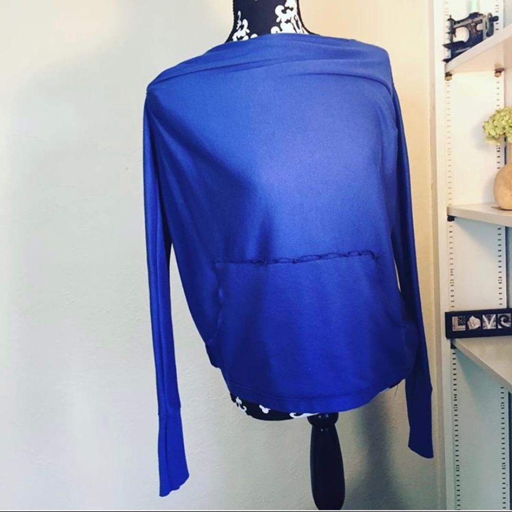 💙31Muscle long tee